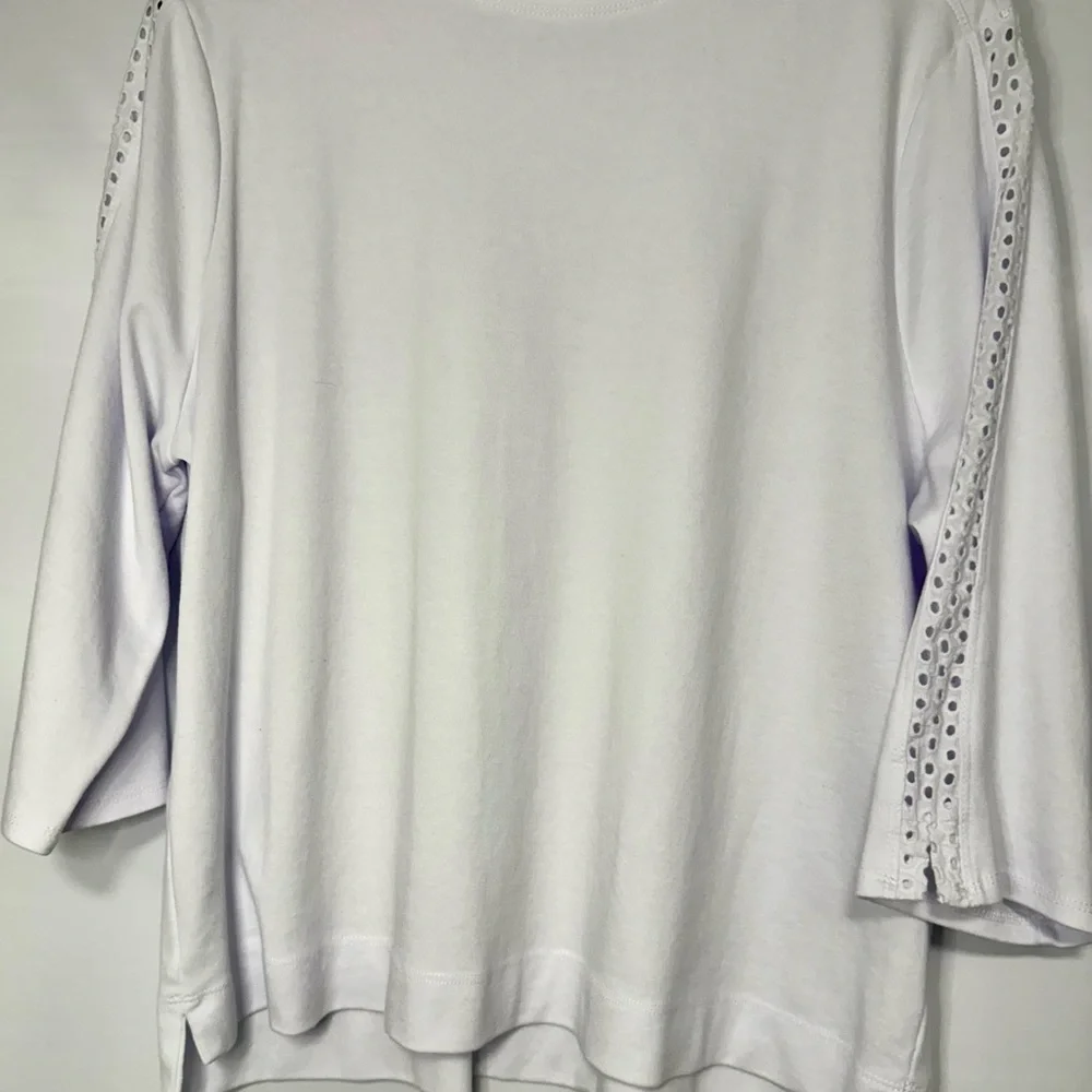Appleseed's White Blouse shirt with Quarter length Eyelet Sleeves PXL EUC - Picture 1 of 10